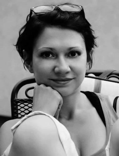 liza aus berlin, head of pr und digital native.