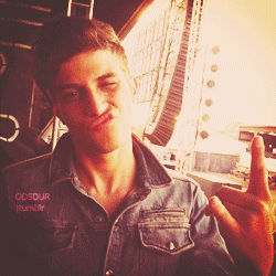 Demorei muito tempo pra achar uma pessoa pra amar,demorou, mais eu tenho certeza q meu coração fez a escolha certa... I Love Chay Suede ♥