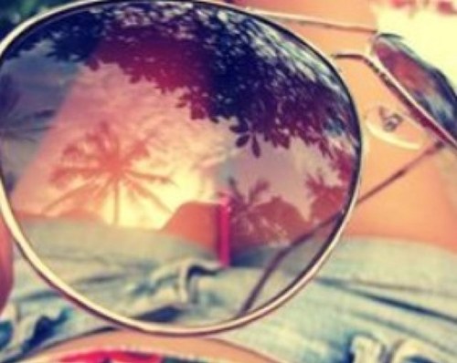 LovelyTweets25's profile picture. I Am Nothing Special --- I Retweet/Tweet Quotes----- I Am A Belieber And A Smiler