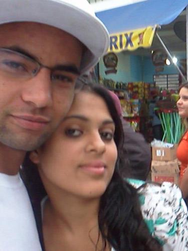 SE VC É A PESSOA  ESNOBE  Q PENSA Q É MELHOR DO Q EU SÓ PQ TEM UM CABELO MELHOR,ROUPAS + CARAS E AMIGOS CERTINHOS #FODA_SE @#NÃO PRECISO DE VC