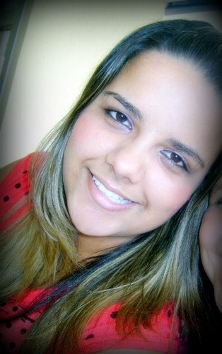 Tô me afastando de tudo que me atrasa, me engana, me segura e me retém...Tô feliz, to despreocupado, com a vida eu to de bem ! to indoo ser feliz e não volto :*