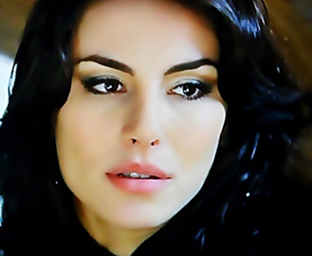 Aprendi o verdadeiro significado da palavra aamr com essa latina dançante dona do sorriso mais lindo do mundo eu te amo mtt *-*! @melfronckowiak