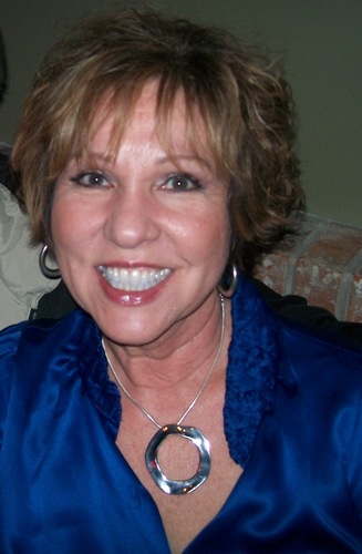 REOBrokerLana's profile picture. Foreclosures, REO Broker, Real Estate Woman Owned Business, Mother, Christian