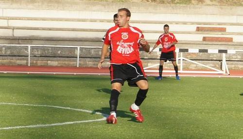 Graduado en Ciencias de la Actividad Física y del Deporte, Jugador del Béjar Industrial