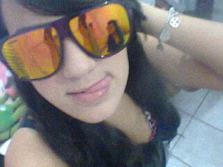 A procura da felicidade,enquanto ela nao vem noois vai se virandoo ---'