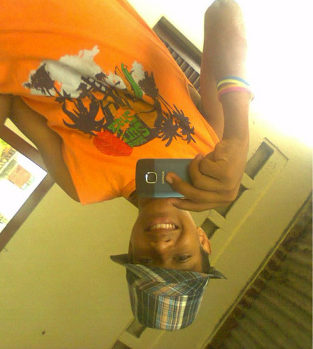 quem me segue eu sigo de voutaa  *-*