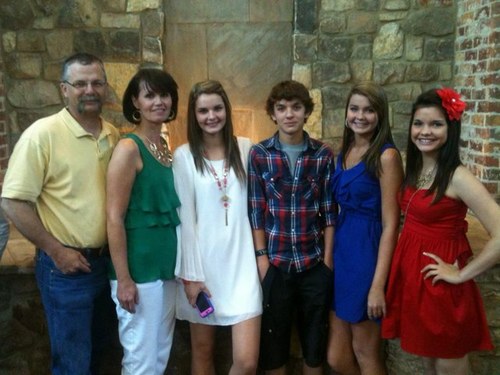 sengaveale's profile picture. 