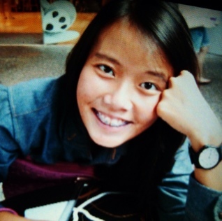 SharonDion's profile picture. *Bites