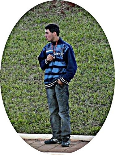 & nada mt menos alguém vai fazer mudar o meu sentimento por você (...) maano s2 @umaSeratto $: *------------------------*