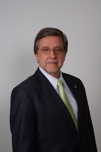 Presidente Ejecutivo de CORPEI
Ex Ministro de Industrias
Ex Viceministro de Comercio Exterior e Integración
Ex Decano de la Facultad de Economía, Administración