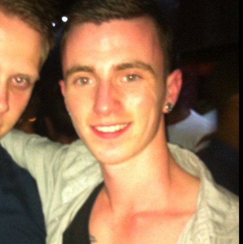 E_Small's profile picture. 