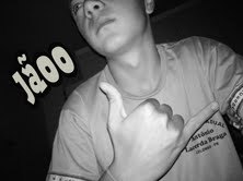 É facil falar de mim Dificil ser como eu ;