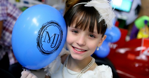 Fa club dedicado a @LariManoela Amo muito ela. Fa Club Desde 25/05/12 meu sonho e conhecer a lari minha vida se resume em 4 letras : L A R I