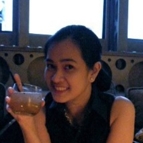 junandrhina08's profile picture. 