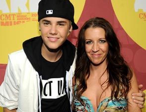 #teambiebs for life but i love @chrisbrowns new artist @sktherapper tooo!! #teamsk !!!