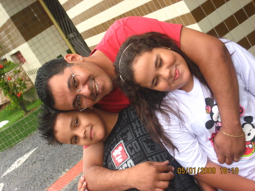 A vida é única... por isso viva bastante intensamente!