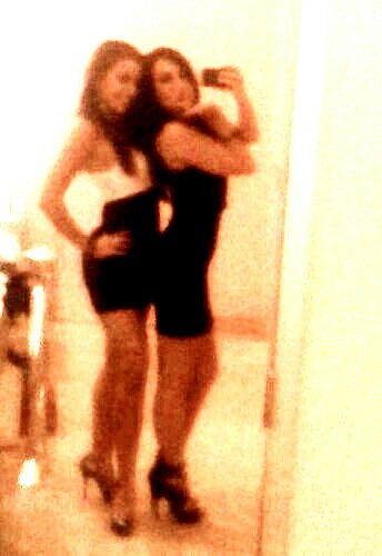 RobbynBi's profile picture. ♥ Suck My Cockiness, Lick My Perusaion, Eat My Poison Swallow Your Pride *Down* Down