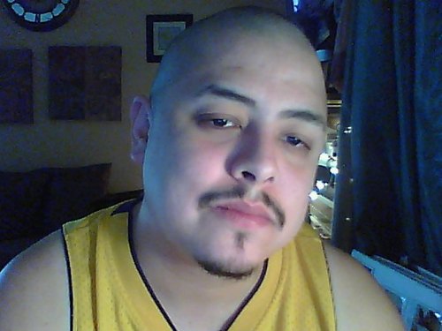 My name is Robert Alaniz and if u need to know anything else, go ahead and DM me