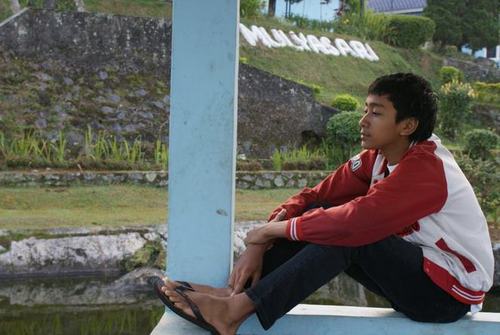 17_Indah^_^
Gue si juragan BH..?! Tampang mupeng pikiran cabul melulu :v
#Geblek