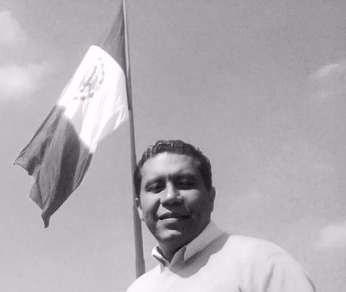 Seguidor de los Maestros ascendidos La Gran Hermandad Blanca y la Pagina Teosofia es el Camino con la Filosofía de el Ser Mas el Ser siendo el Mas.
