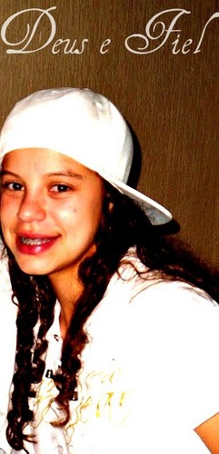 - O impossível é pra quem não tem um sonho e não crê que pela fé tudo é capaz ♪
