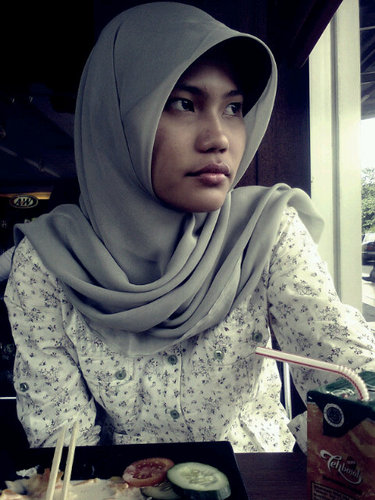 meilizacahya's profile picture. 