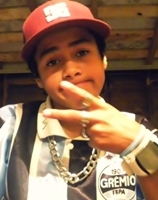 oi, to aqui pra dizer que eu amo de mais meu primo mongo s2 p. @Paola_diias  - Adiciona no emi -  Lukinhas_665@hotmail.com