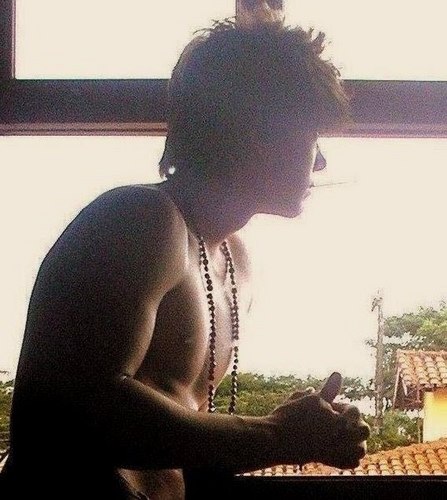 A vida me ensinou a nunca desistir ♪
