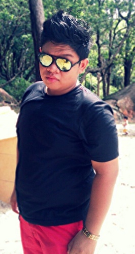 age 18 , male , single , simple &.....suke enjoy...
