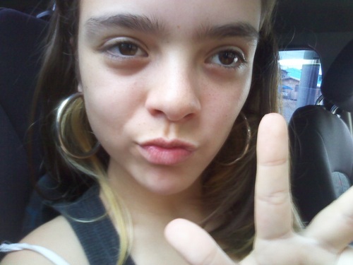 Não sei te dizer
Não sei me expressar
Eu não sou do mal
Só não sou igual(8'