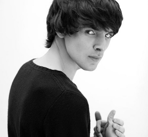 An appreciation society for the very talented, very lovely and very gorgeous  actor, Mr Colin Morgan. This is not Colin, just a fan page!
