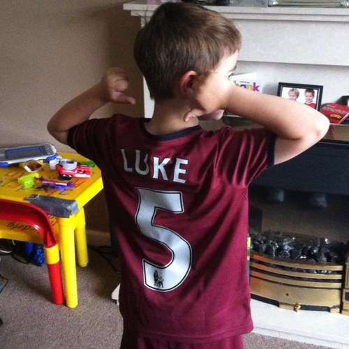 craigtbull's profile picture. usually at work or golf,