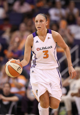 You have entered the Official Fan Page of the Phoenix Mercury's from the University of Connecticut, #3 DIAAAAANNNNNAAAAAA TAAAAUUUURRRRAAAASSSSSIIIIIIII!!!!