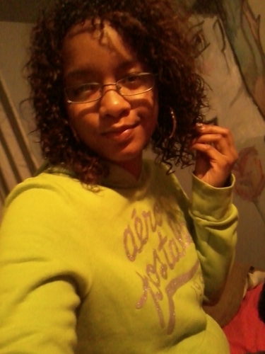 Im everything, and everything in the world thats awsome(: