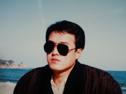 sy2620h's profile picture. 여수지킴이 청정지역 을위해 ... 이누무세상 언제바뀔 라나? 대통령이 바뀌어도 안달라지는세상... ㅠ ㅠ