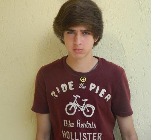 Oficializado pelo colírio mais lindo @LipeMariano_ !
I love you gorgeous, always be by your side Love You S2