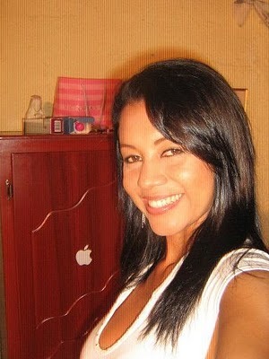 AlietteF Profile Picture