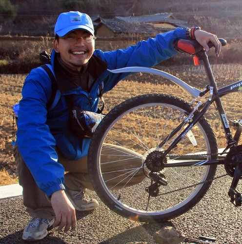 Web Developer ,and also intrset about social issues,travel,green architecture and design.
網路工作者，同時也關心社會議題，喜愛旅行、新技術、綠建築、有設計感的小東西