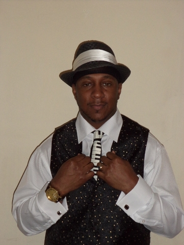 K.Y.R.O.N - KEEP YOU ROMANTIC OR NAUGHTY!