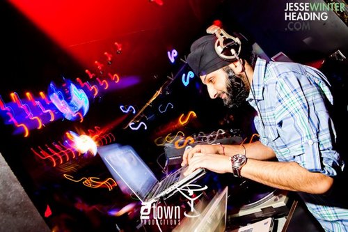 DJ (dj lajit), Mixing Eng (Spin Studios) , and a DREAMER from Vancouver