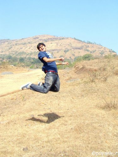 SiddharthPimpri's profile picture. Fuking engineer from pune!!...optimistic,great bathroom singer and love football and tennis.Love sleeping and fooling around!