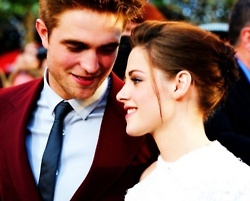 When life offers you a dream so far beyond any of your expectations, it’s not 
reasonable to grieve when it comes to an 
end...♥ - Bella Swan