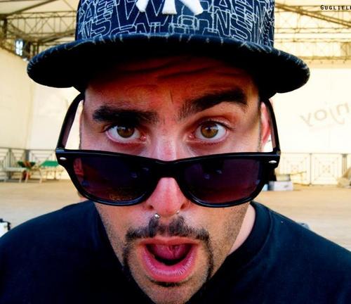 SELECTA / MC / REGGAE PROMOTER / SOUNDCLASH MANIAC
Represent KAYA SOUND 🇮🇹/🇯🇲