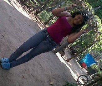 Vivo en camaguan, estudio en German Fleitas, 4to año seccion D me considero una chica muy beiia, simpatica C: Sigueme Y te Sigo!