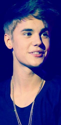 We Want Justin IN Lebanon!!!! We Need him!! #LebanonLovesYouJustin!!! 333
Follow ;) I fllw back!