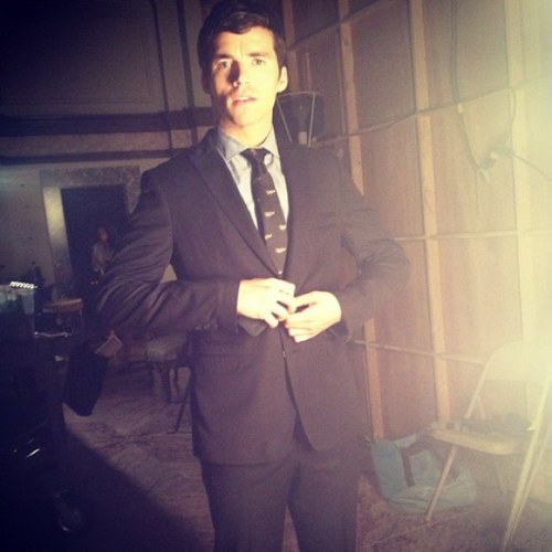 ianhardingglove's profile picture. Ian harding fans, lets chat(: i love pretty little liars and i LOVE ian harding(: My Goal: GET @IANMHARDING TO RT ME!!!! Ezria forever(: WE LOVE EZRIA.