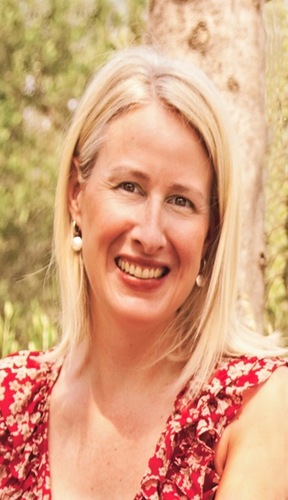 Renée Elliott