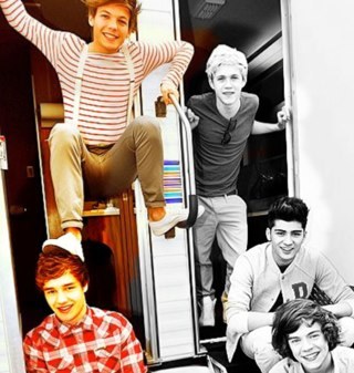 onedirection_et's profile picture. @onedirection are my life i love them so much,please follow me i follow back xx