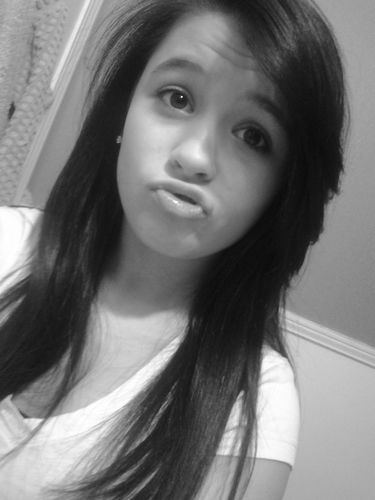 Hii I'm Kayliee(: Alyssa Graham & Diane Garcia are daa bffs. #TeamSingleLife #TeamFollowMe