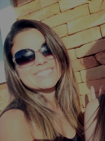 Eu quero andar na presença, como andou Jesus,tua glória me envolve,estou coberto,mas não tenho medo...